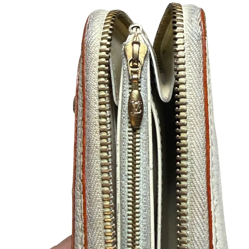 Louis Vuitton Suhali Zippy Wallet Cream White Studded Leather Zip Around Spain